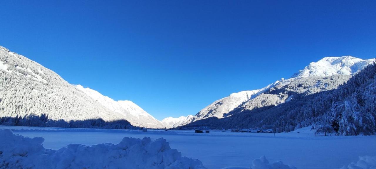 Apartment Lechtaler Alpen Bach (Tyrol)