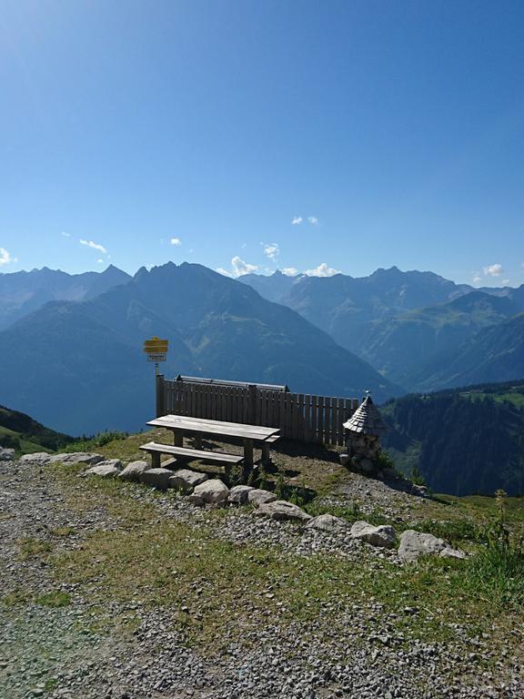Lechtaler Alpen Bach (Tyrol)