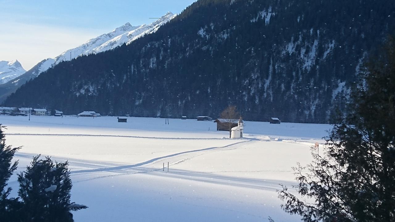 Apartment Lechtaler Alpen Bach (Tyrol)